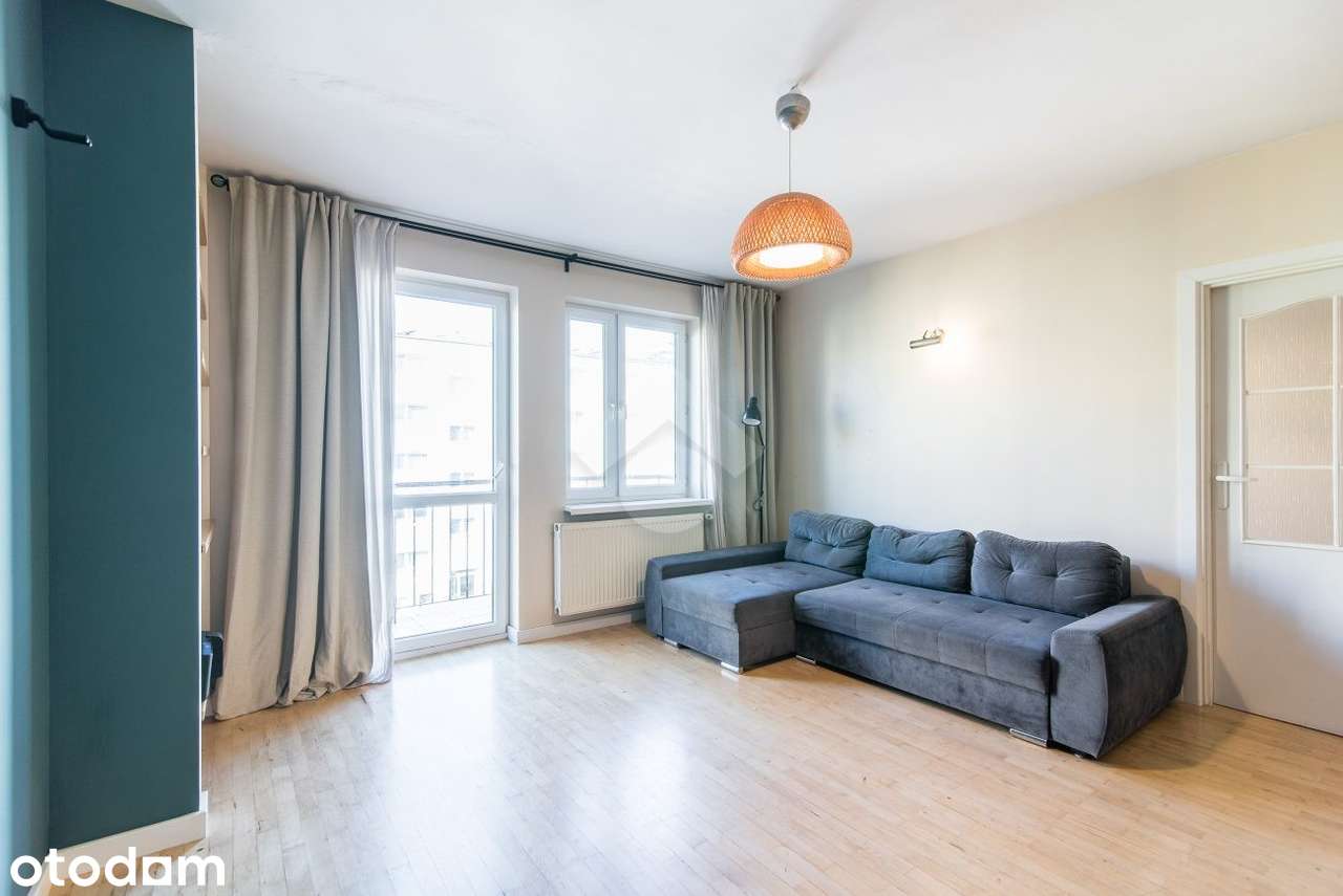 Siemienowicza | 4 pokoje | 67 m² | 7 metrowa piwnica | balkon