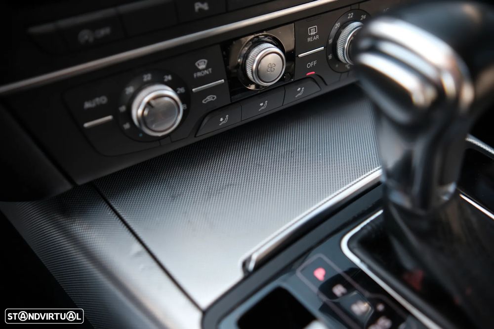 Audi A6 Allroad 3.0 TDi quattro Excl.S tronic - 17