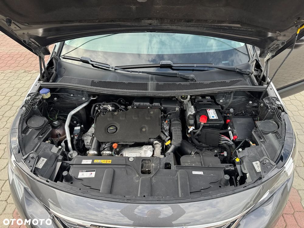 Peugeot 5008 - 13