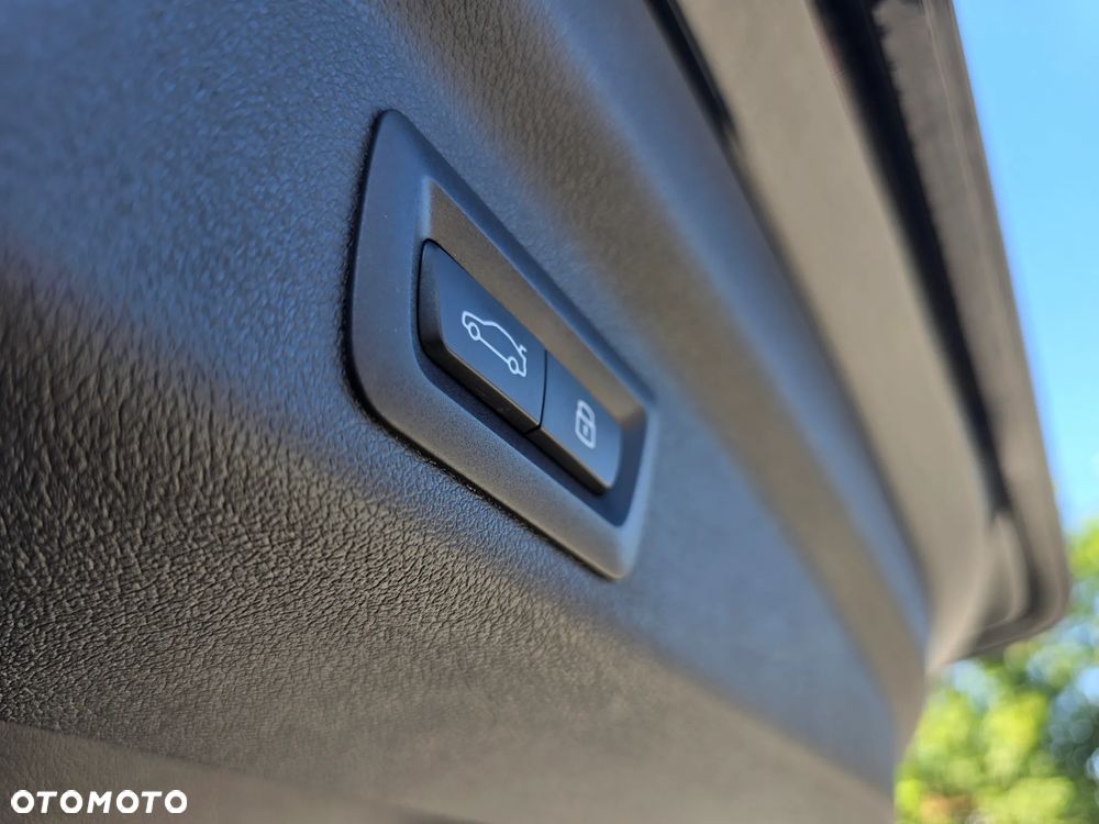 BMW X1 sDrive18i M Sport - 22