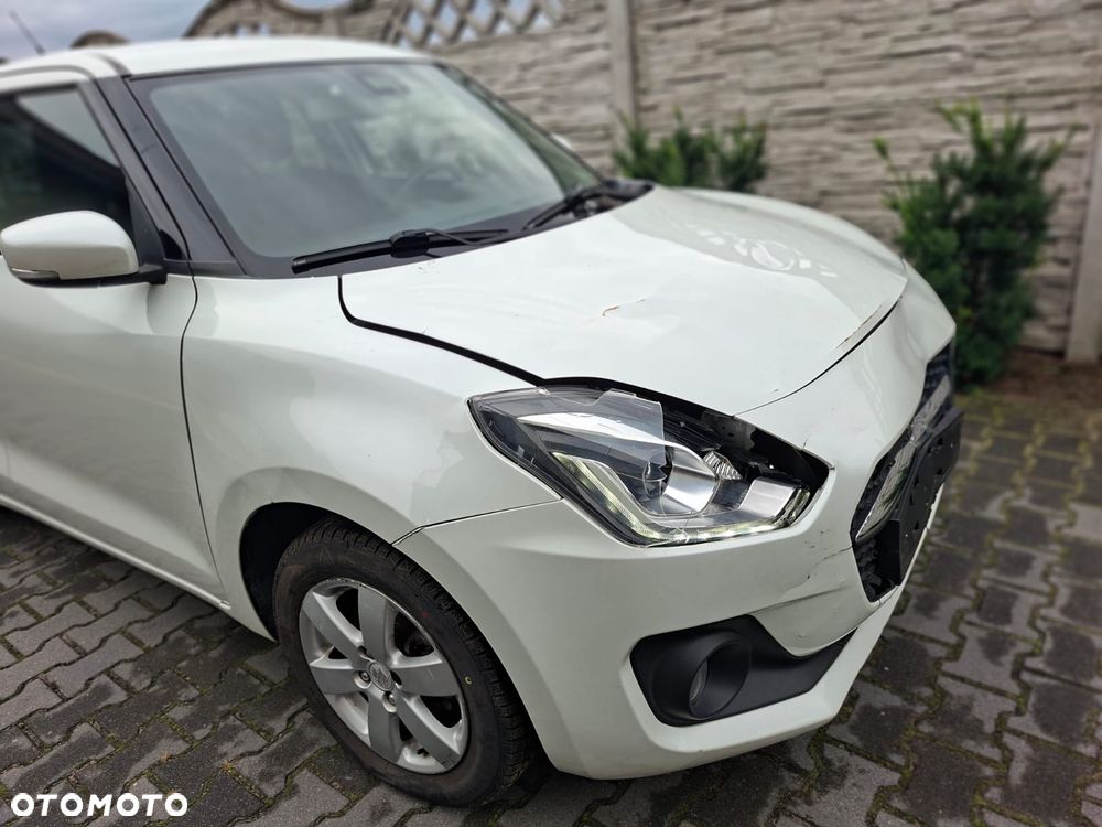 Suzuki Swift 1.2 Dualjet Hybrid Allgrip Comfort - 11