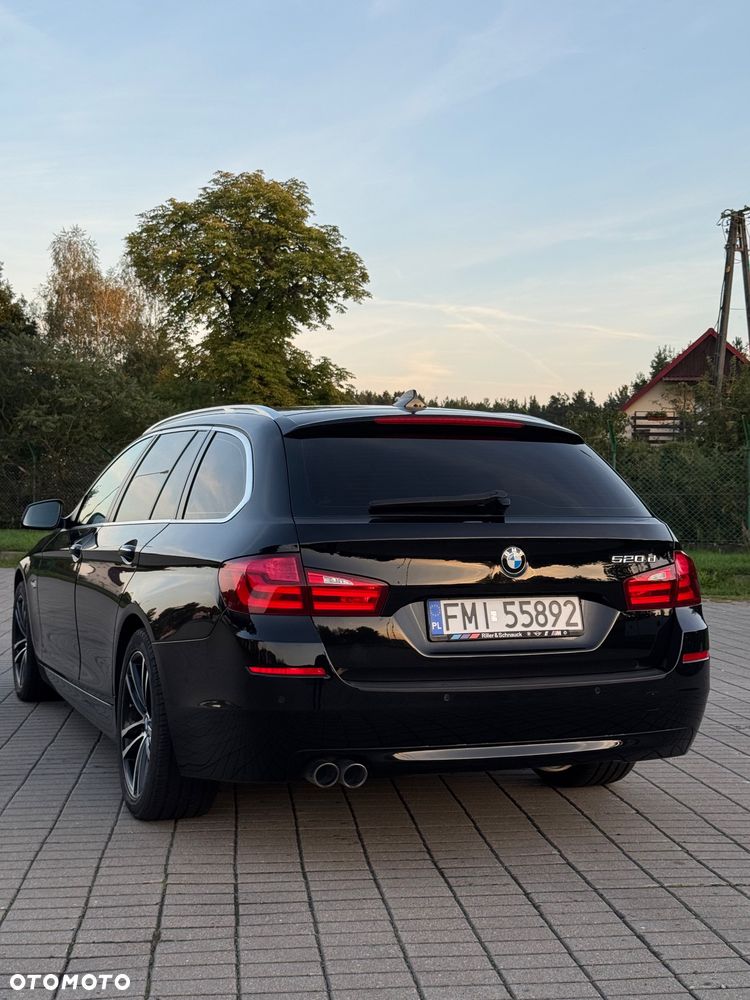 BMW Seria 5 520d - 4