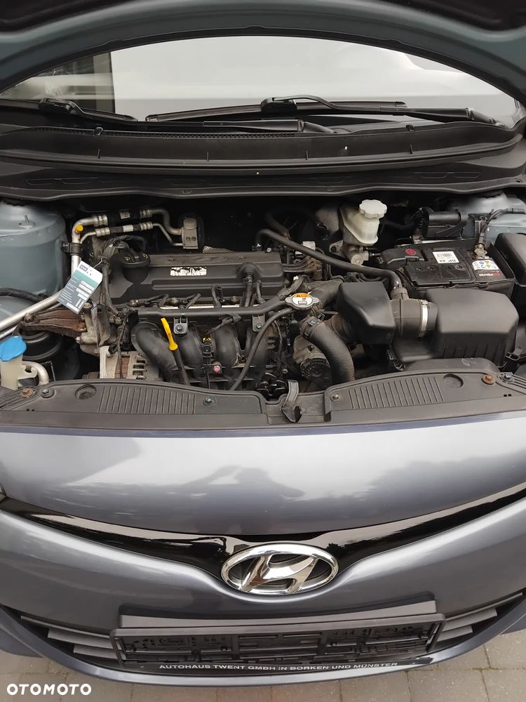Hyundai i20 1.2 Trend - 16