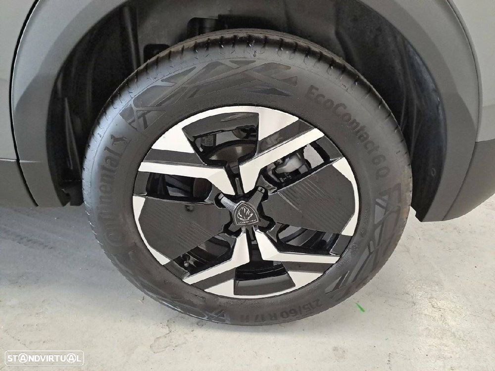 Peugeot 2008 1.2 Hybrid Allure e-DCS6 - 11