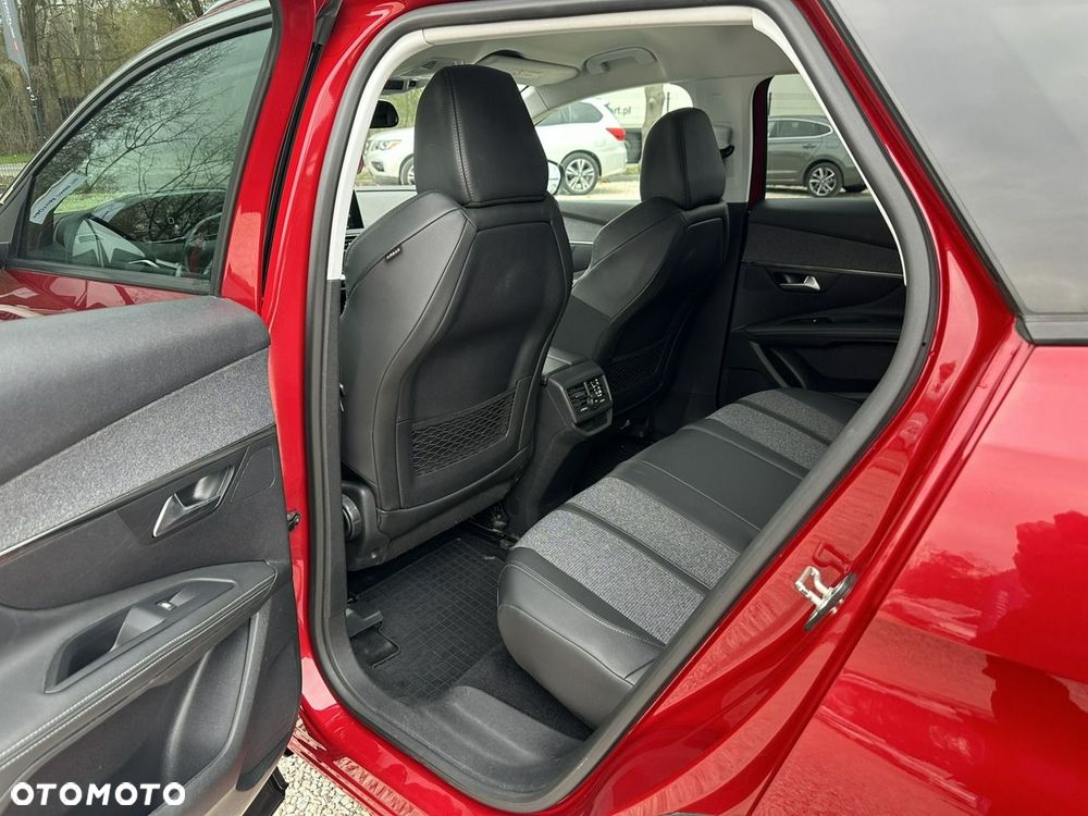 Peugeot 3008 1.2 PureTech Allure S&S EAT8 - 16