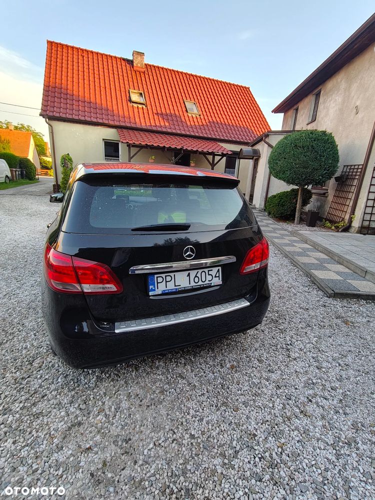 Mercedes-Benz Klasa B 200 d 7G-DCT SCORE - 6