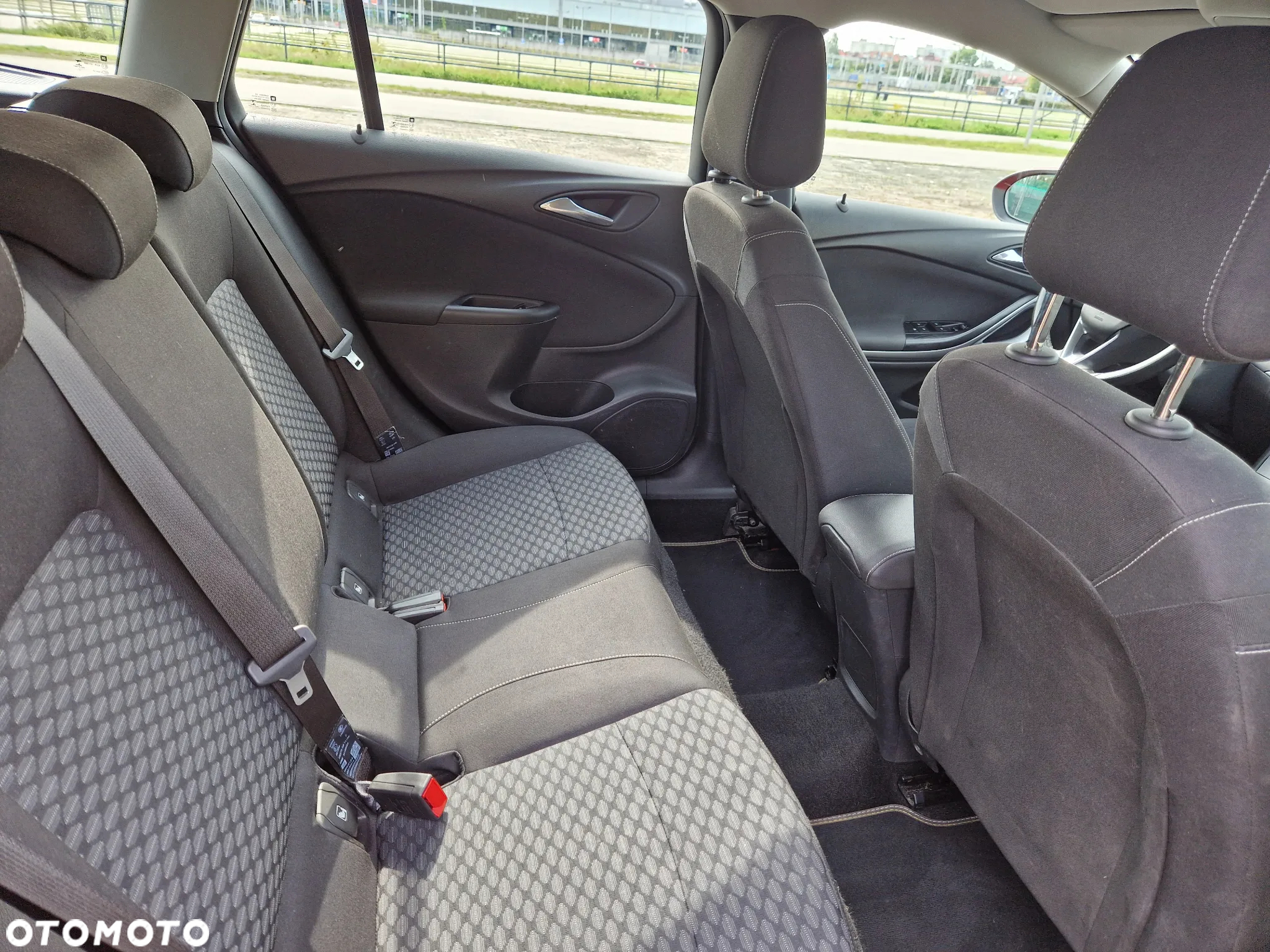 Opel Astra V 1.6 CDTI Enjoy - 13