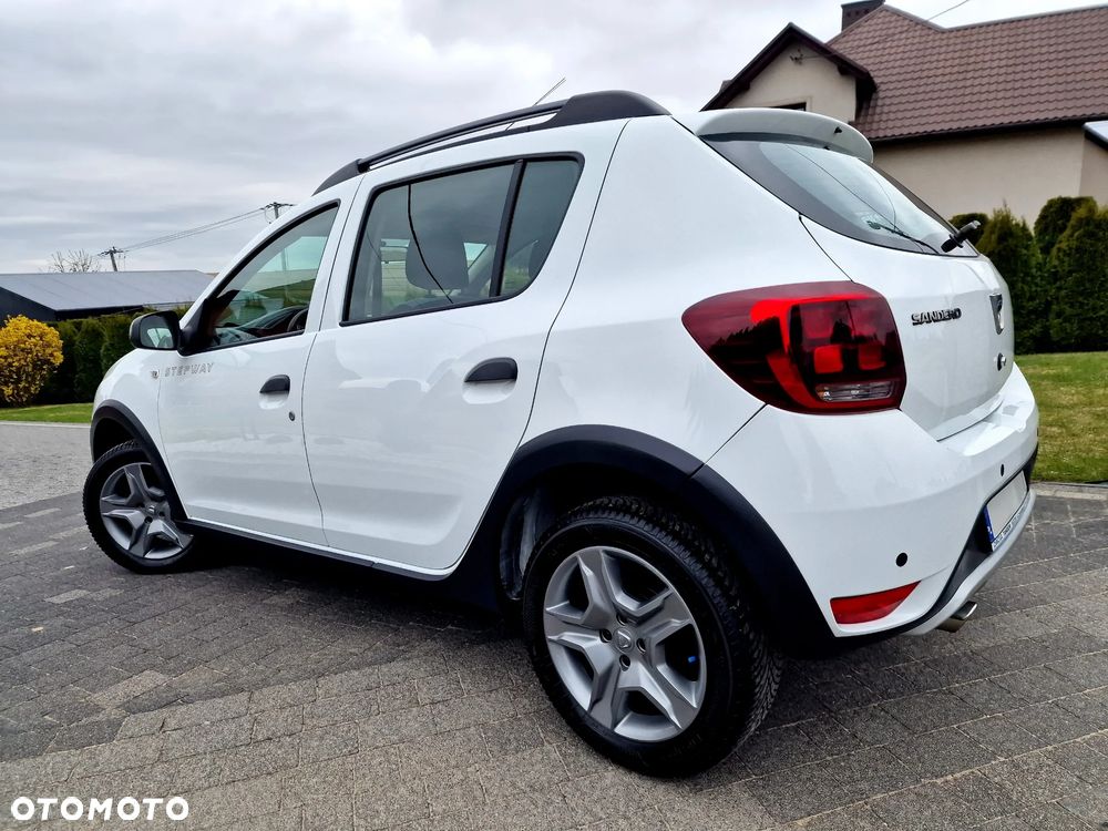 Dacia Sandero Stepway 0.9 TCe Laureate S&S - 3