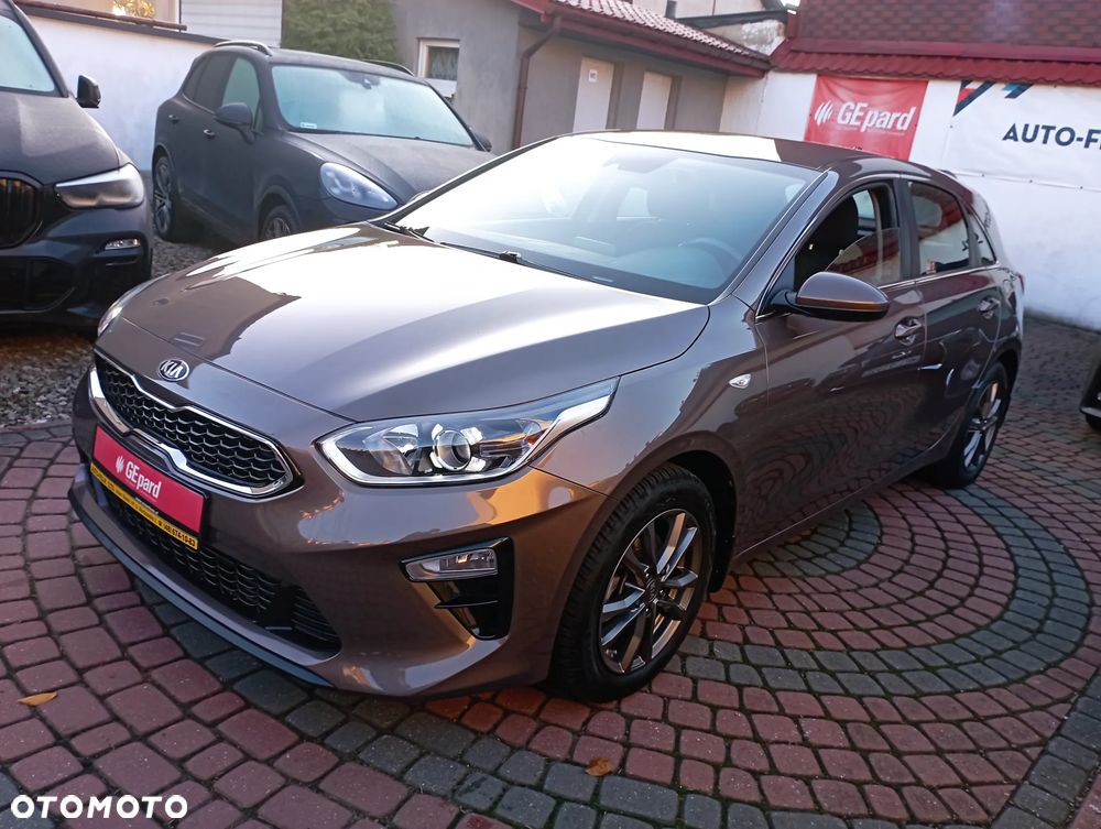 Kia Ceed 1.4 L - 1
