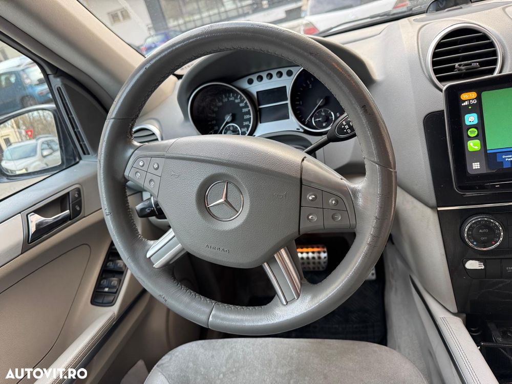 Mercedes-Benz ML - 13