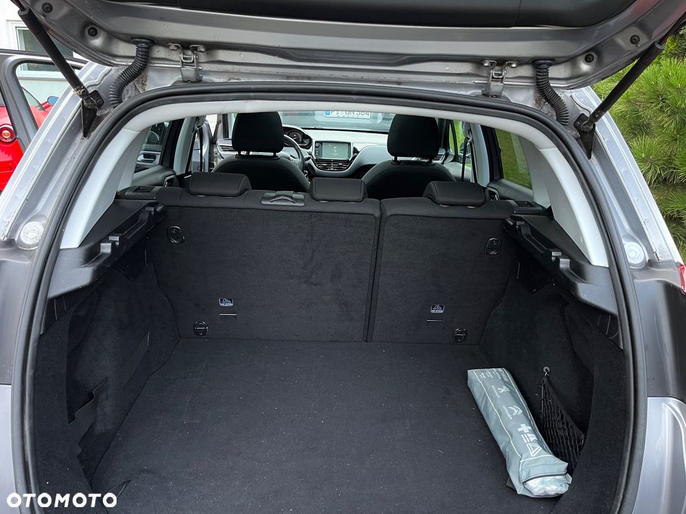 Peugeot 2008 1.2 Pure Tech Style - 29