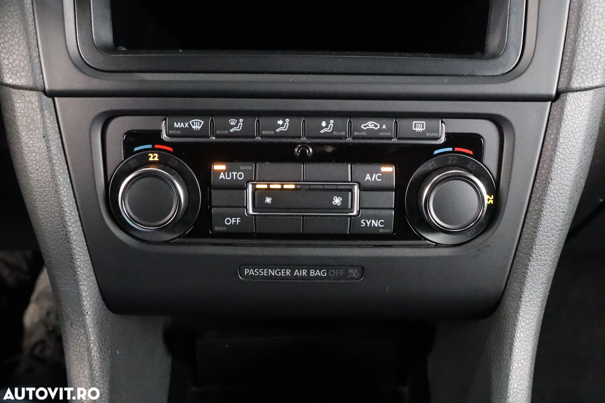 Volkswagen Golf 1.6 TDI BlueMotion Technology DPF Comfortline - 10