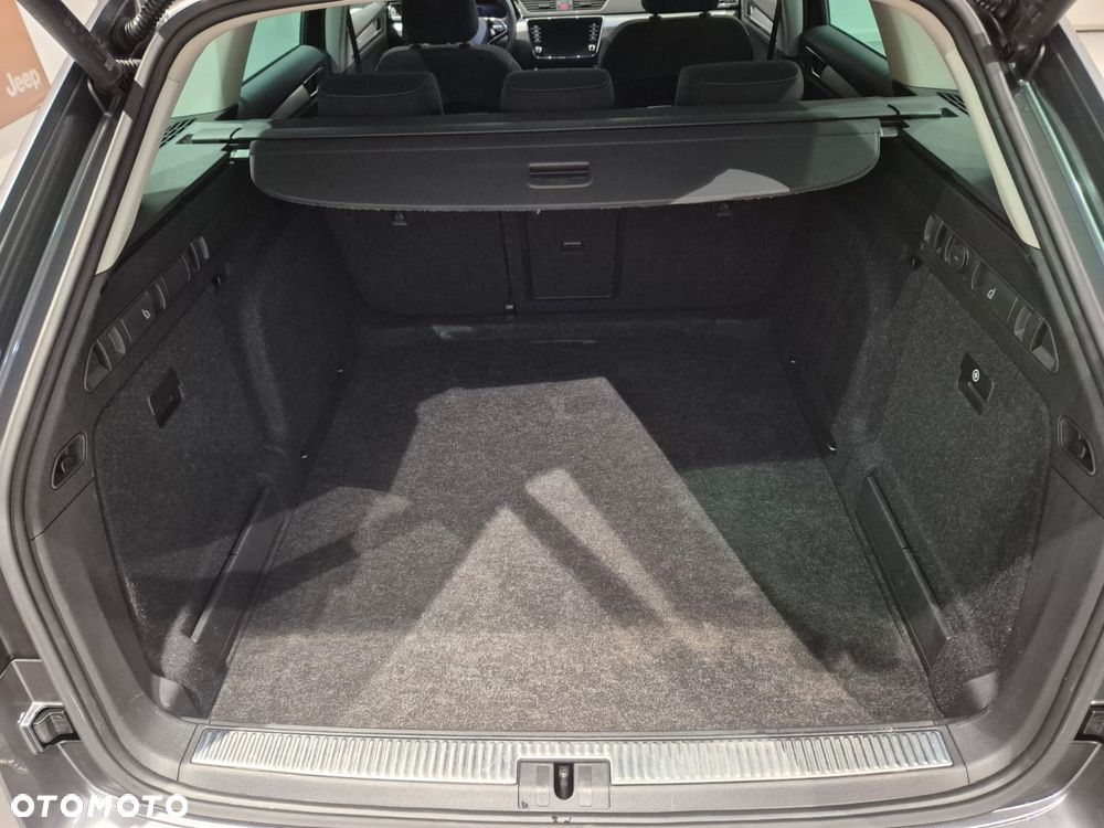Skoda Superb 1.5 TSI Ambition DSG - 10