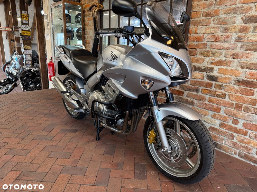 Honda CBF - 2
