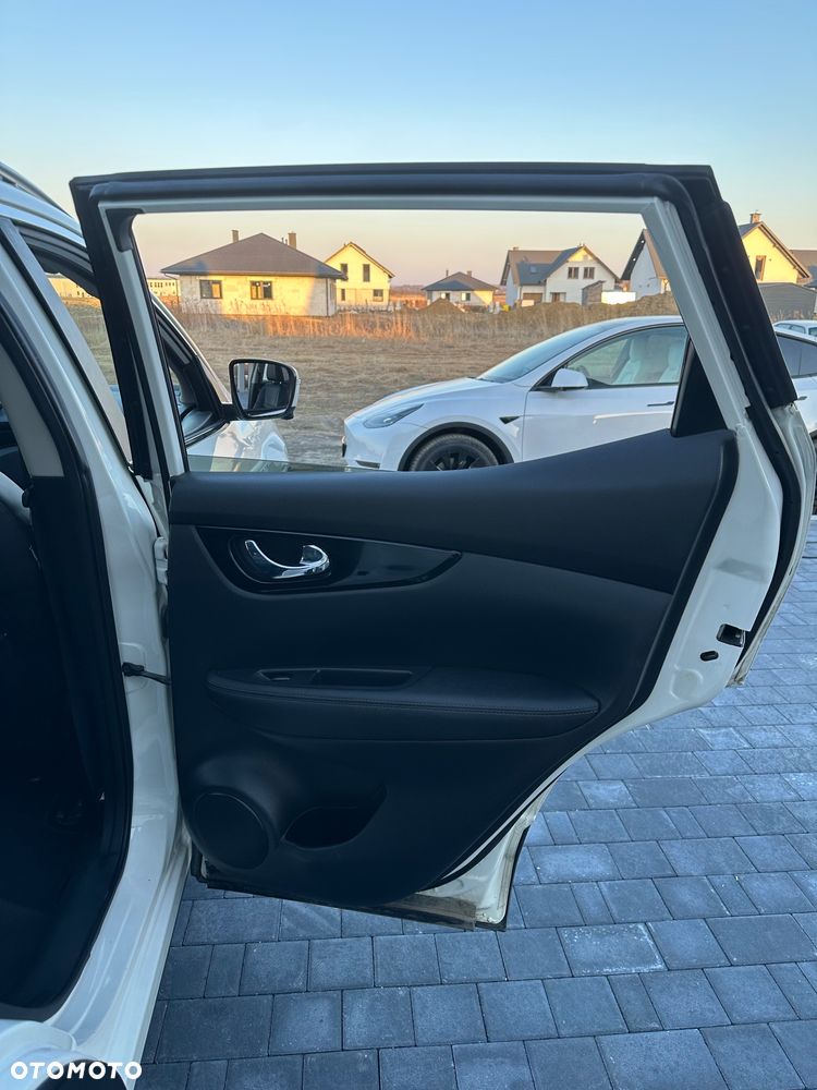 Nissan Qashqai 1.2 DIG-T Tekna+ Xtronic - 17