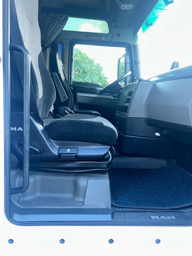 MAN TGX - 12