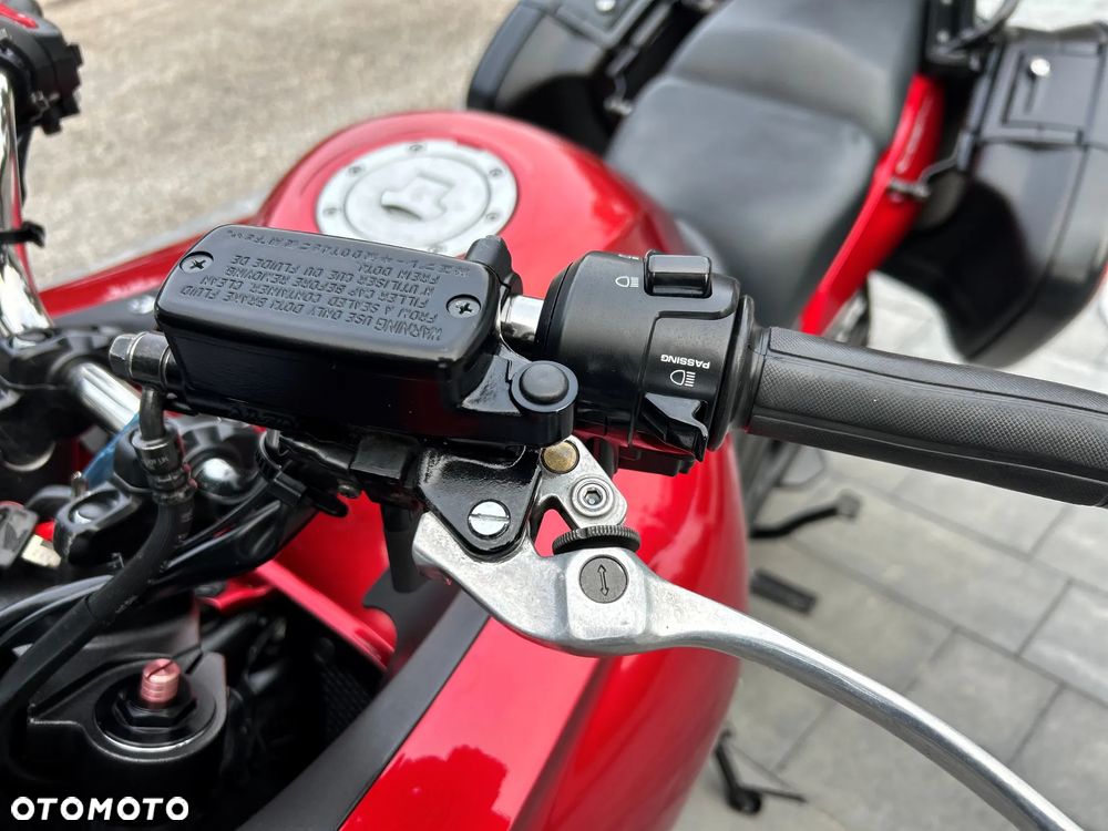 Honda CBF - 17
