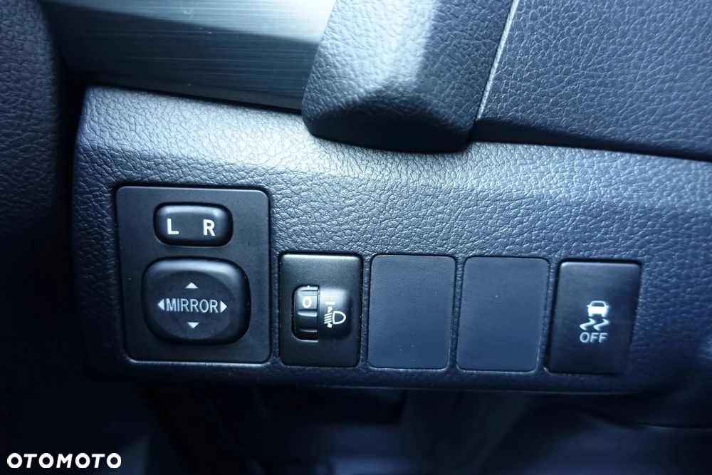 Toyota Auris 1.4 D-4D - 27