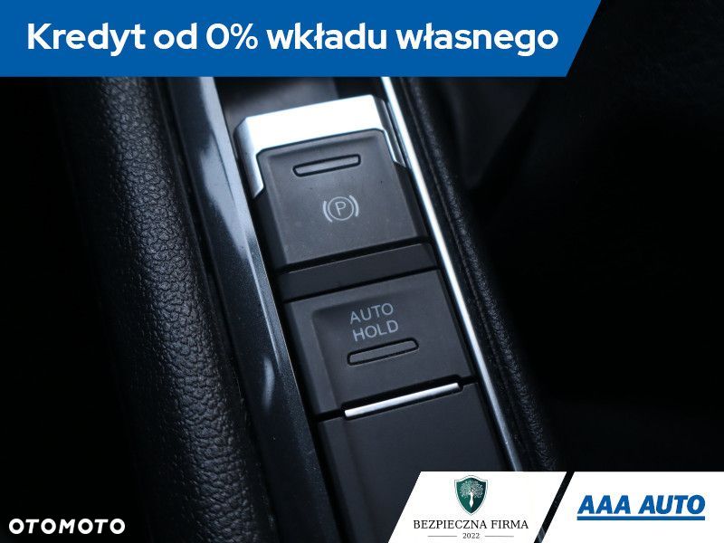 Volkswagen Tiguan - 14