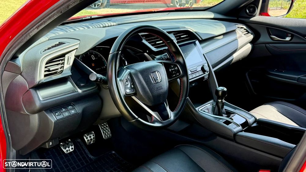 Honda Civic 1.0 i-VTEC Executive Premium - 10