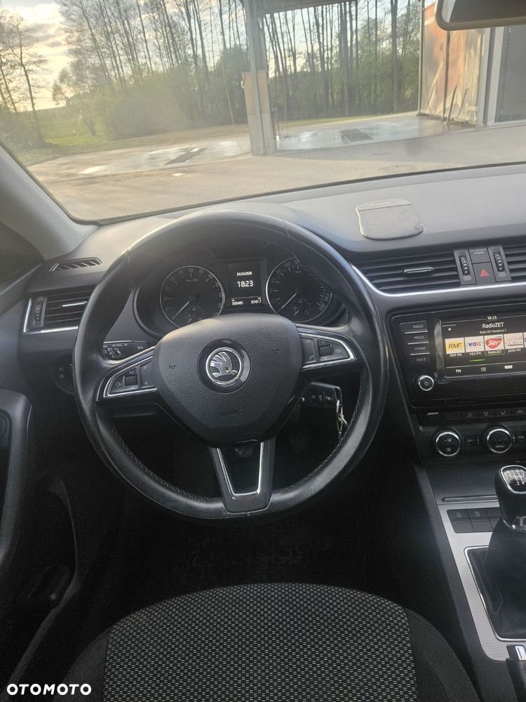 Skoda Octavia 1.6 TDI 4x4 Ambition - 5