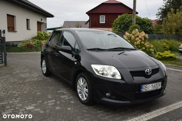 Toyota Auris 1.6 Active