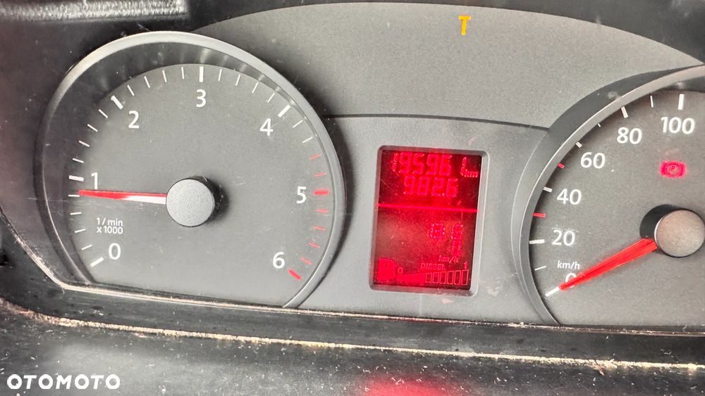 Volkswagen Crafter / 22 miejsca / Klima / Winda / Cena:87000 zł netto - 14