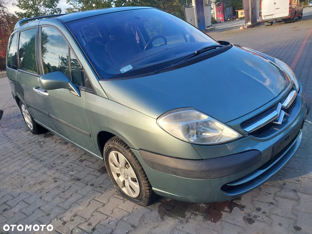 Citroen C8 Peugeot 807 silnik kompletny 2.0 16v Benzyna EW10A RFJ 103 kW 140 KM kolektor przepustnica cewka pompa alternator sprężarka skrzynia biegów AUTOMAT drzwi klapa maska zderzak lusterko listwa przesuwne boczne klamka zamek rolka mikrostyk blenda pas konsola schowek boczek drzwi fotel obrotowy fotele podsufitka panel sterownik wyświetlacz moduł szyba poduszka kierownica manetki zwijak radio mechanizm wydech tłumik mcperson zacisk hamulcowy lampa felga R16 hak holowniczy odpinany zbiorniczek rura przewód dekory drewno wyświetlacz NA CZĘŚCI WSZYSTKIE CZĘŚCI - 1