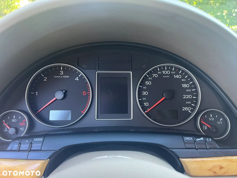 Audi A4 Avant 1.9 TDI - 8