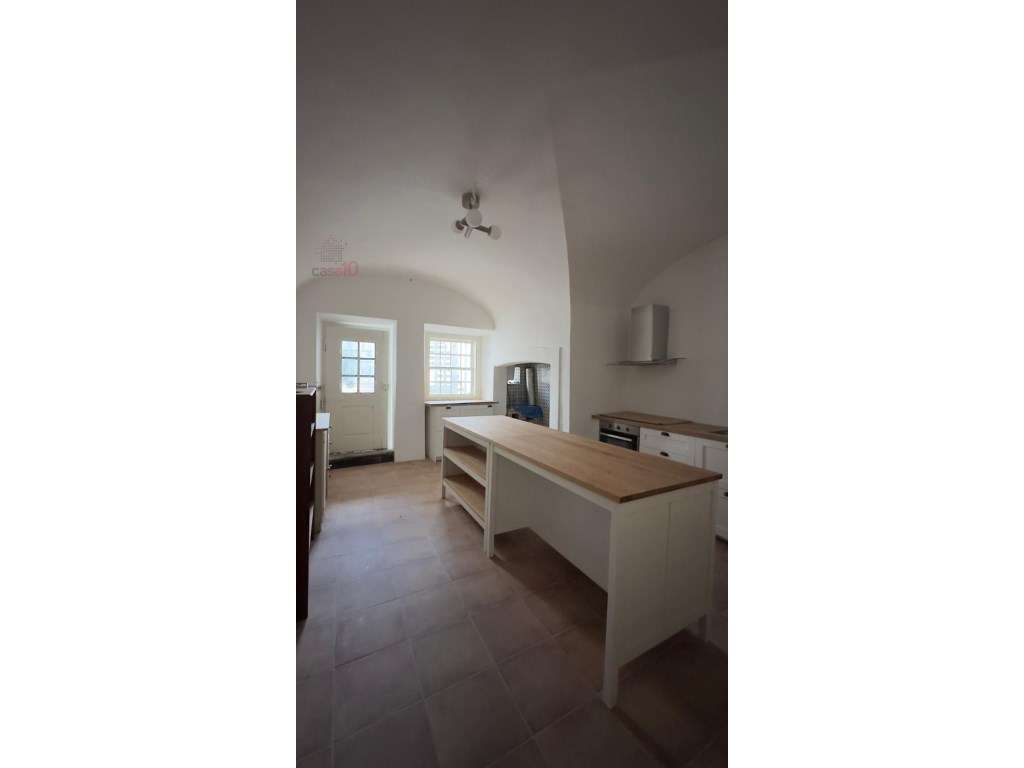 Arrenda-se moradia típica no centro histórico de Évora - Grande imagem: 2/27