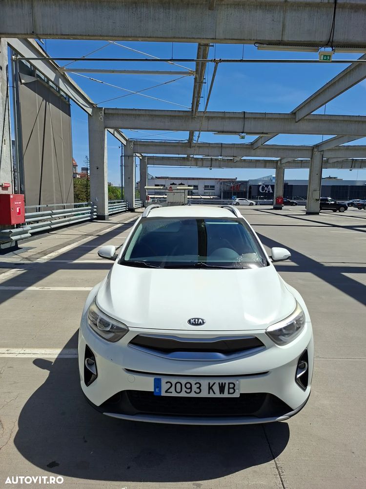 Kia Stonic 1.6 DSL HP Urban - 2