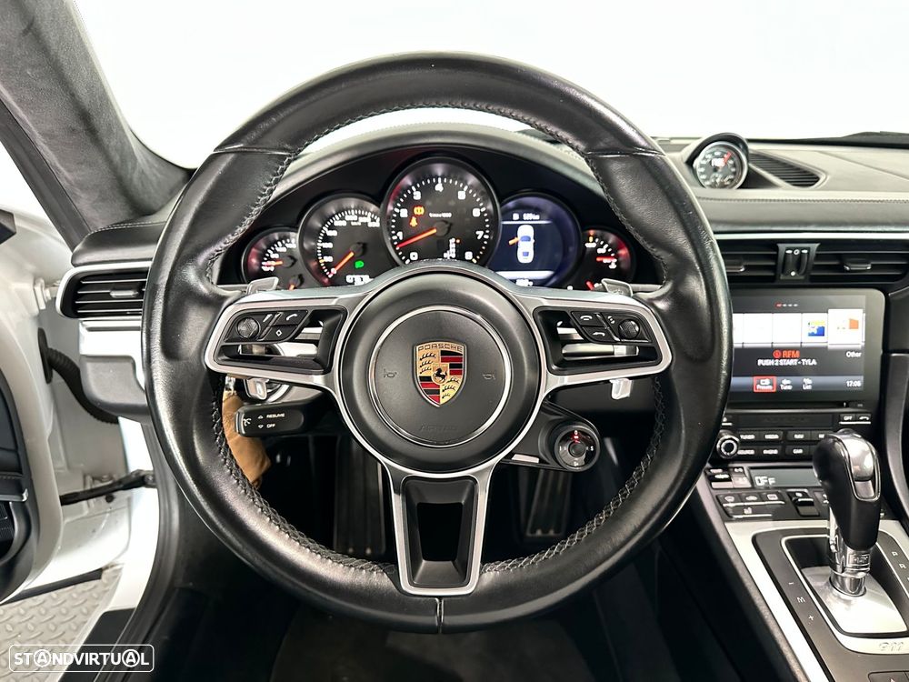 Porsche 911 (991) Carrera 2 PDK - 17