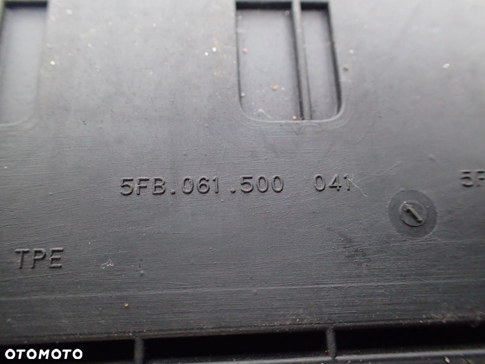 KOMPLET DYWANIKÓW SEAT LEON IV 5FB061500041 RADOM - 8