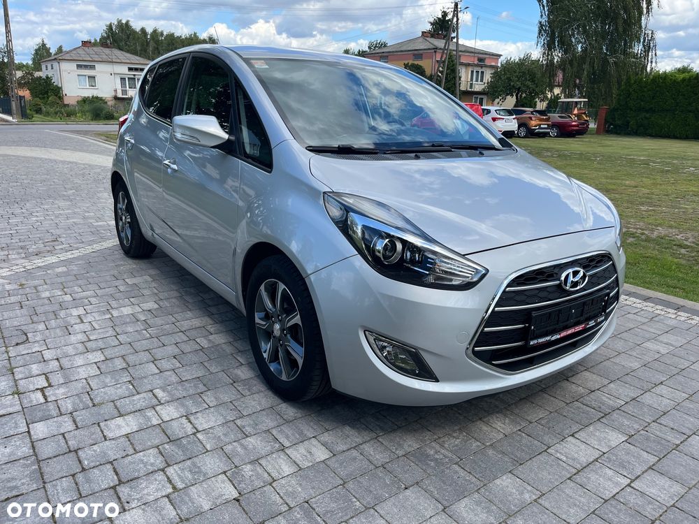 Hyundai ix20 1.6 Premium - 1