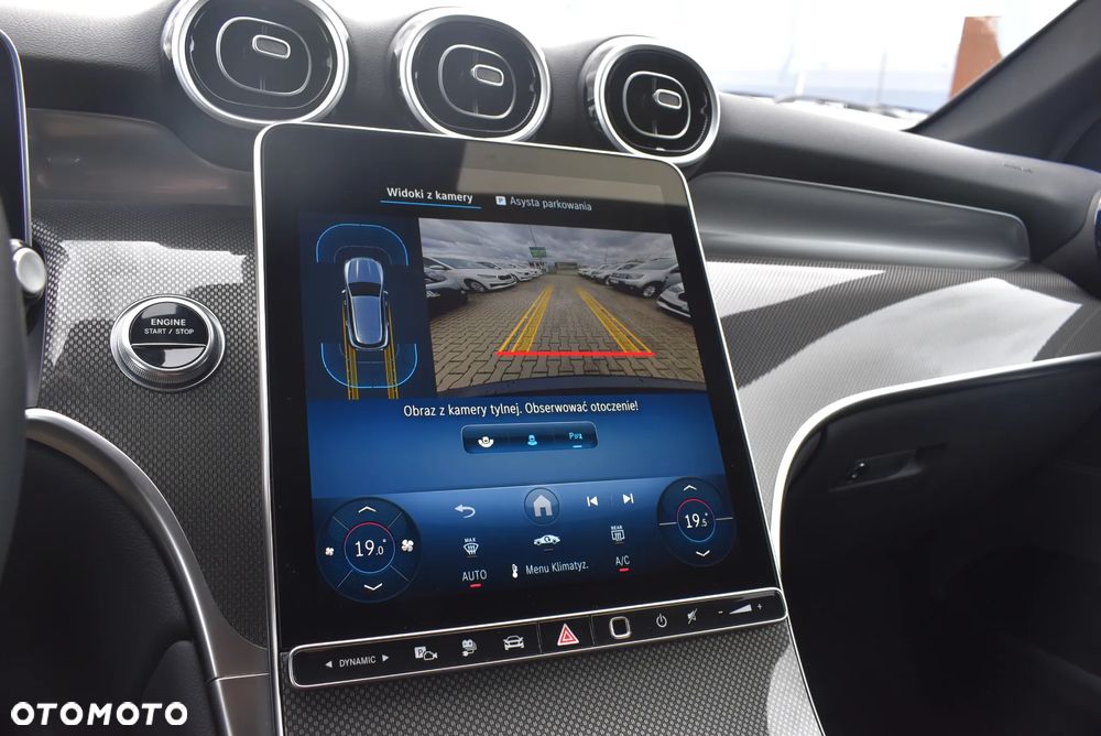 Mercedes-Benz GLC 300 de PHEV 4-Matic Avantgarde - 33