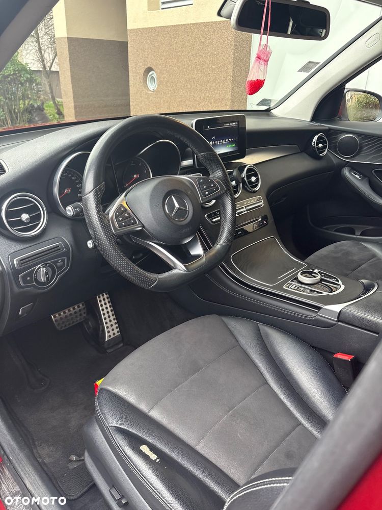 Mercedes-Benz GLC - 10