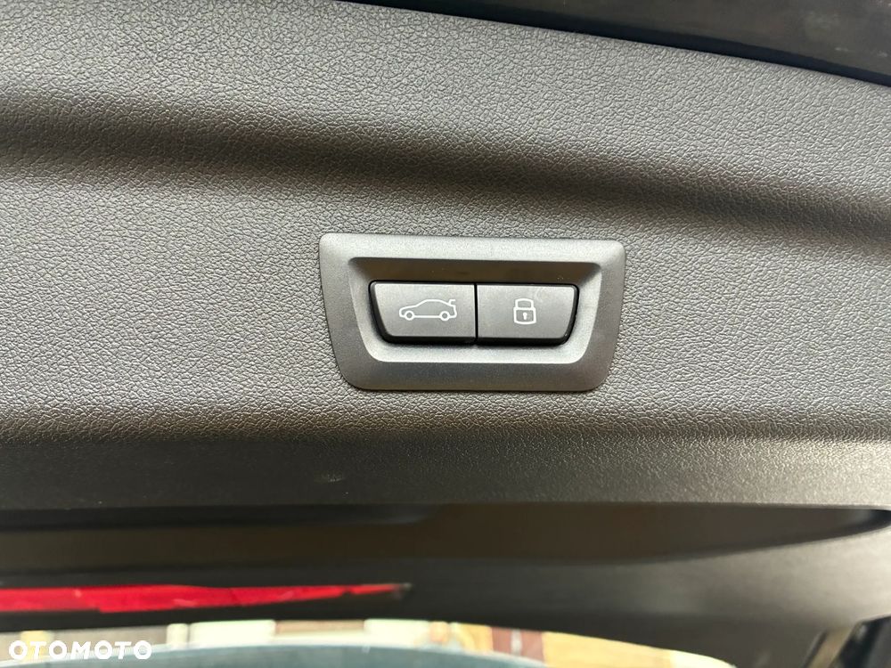 BMW Seria 2 218i Luxury Line - 13