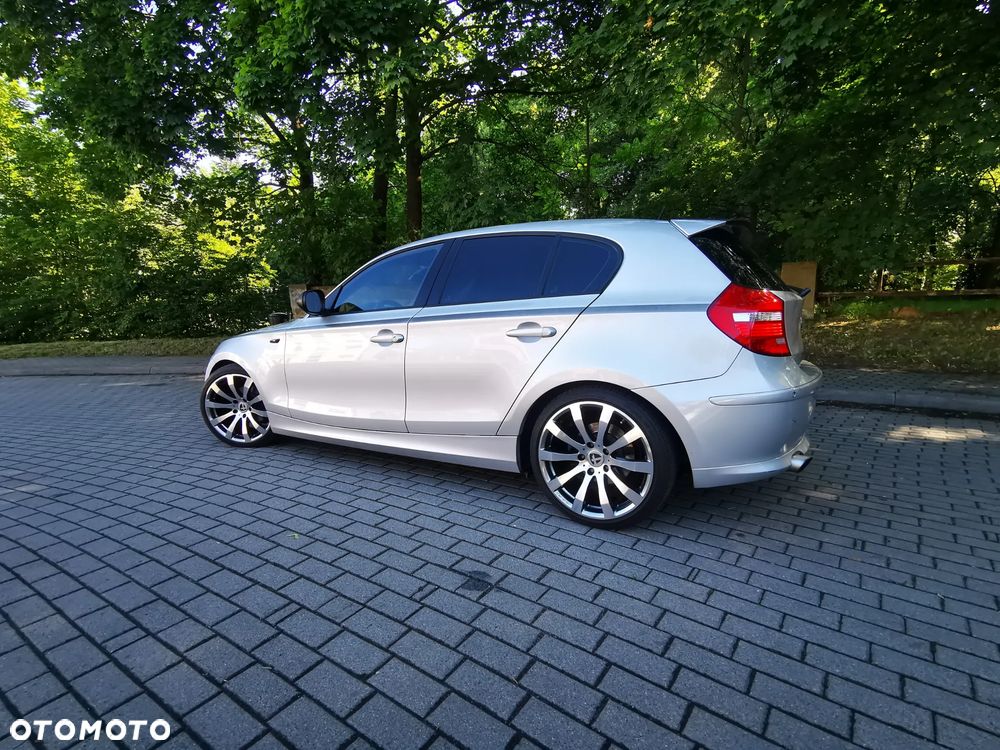 BMW Seria 1 116d - 24