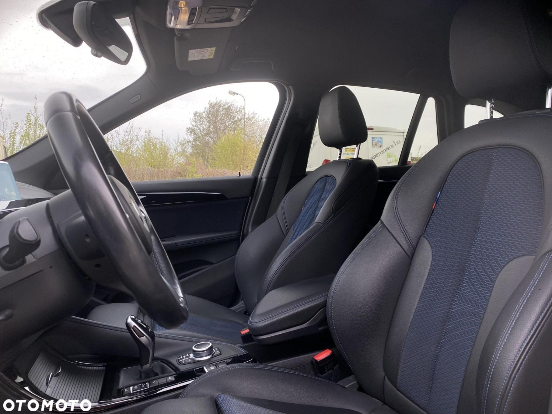 BMW X1 - 13
