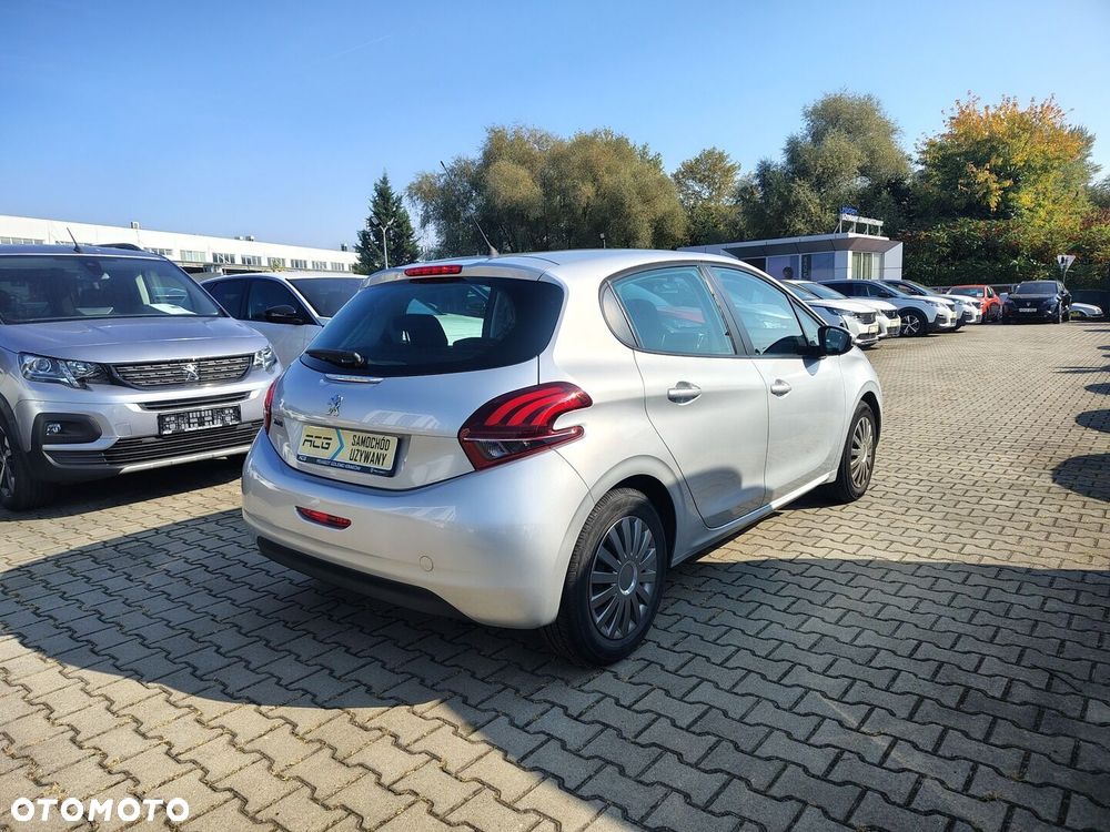 Peugeot 208 1.2 PureTech Active - 4