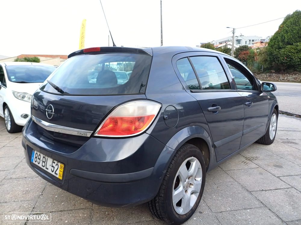 Opel Astra 1.3 CDTi Elegance - 2