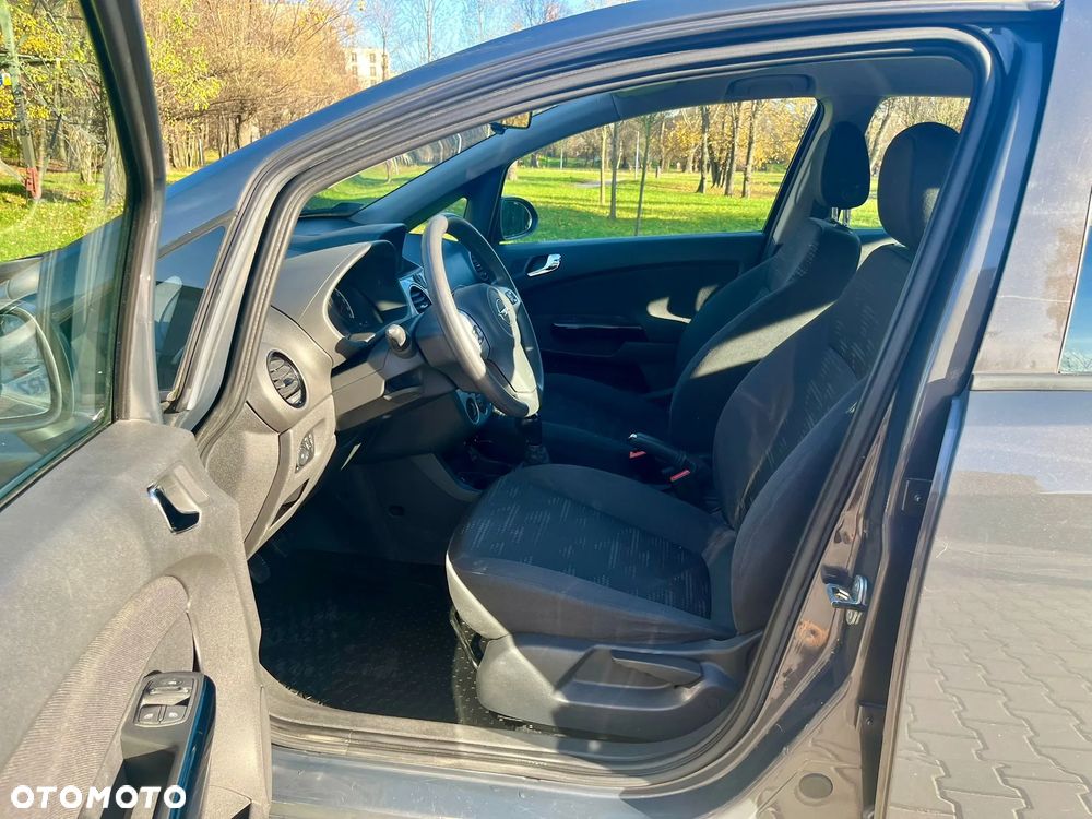 Opel Corsa 1.2 16V Edition / Active - 10