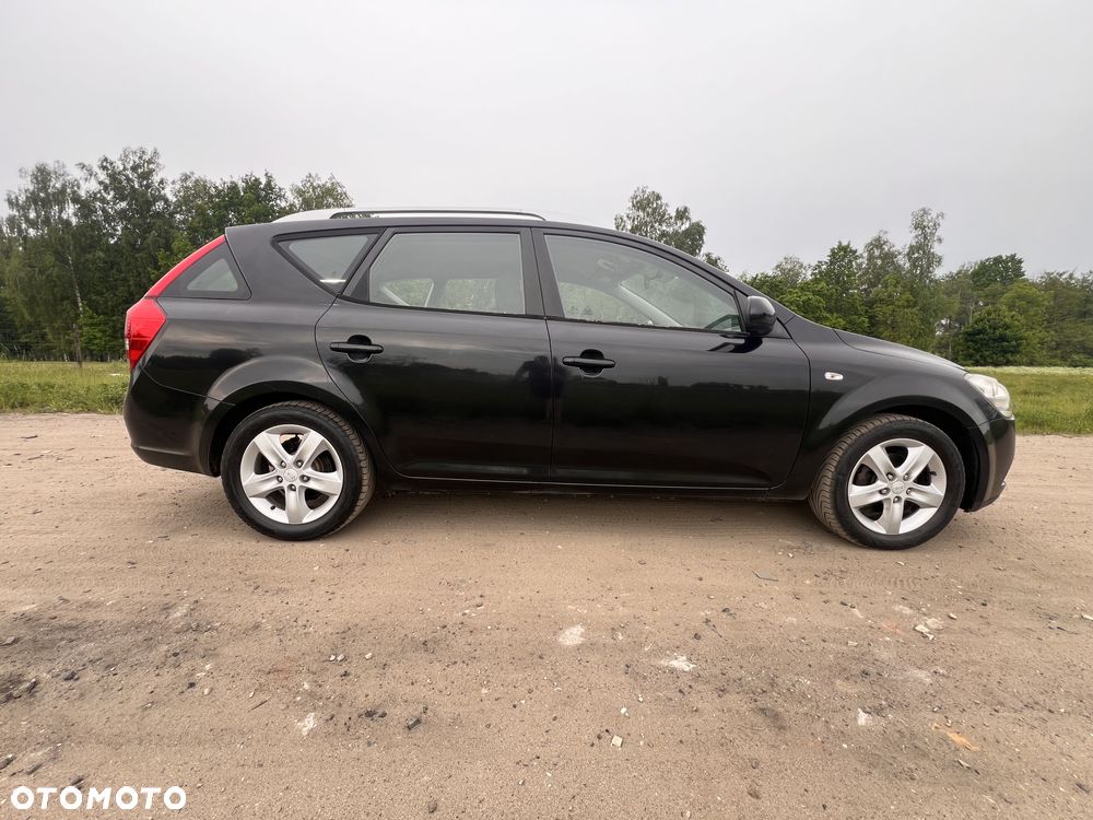 Kia Ceed 1.4 Comfort + - 4