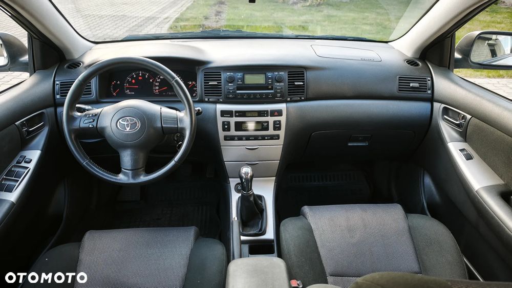 Toyota Corolla 1.4 D-4D Sol - 8