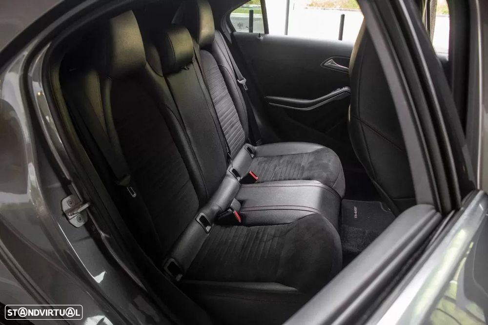Mercedes-Benz A 180 d AMG Line Aut. - 26