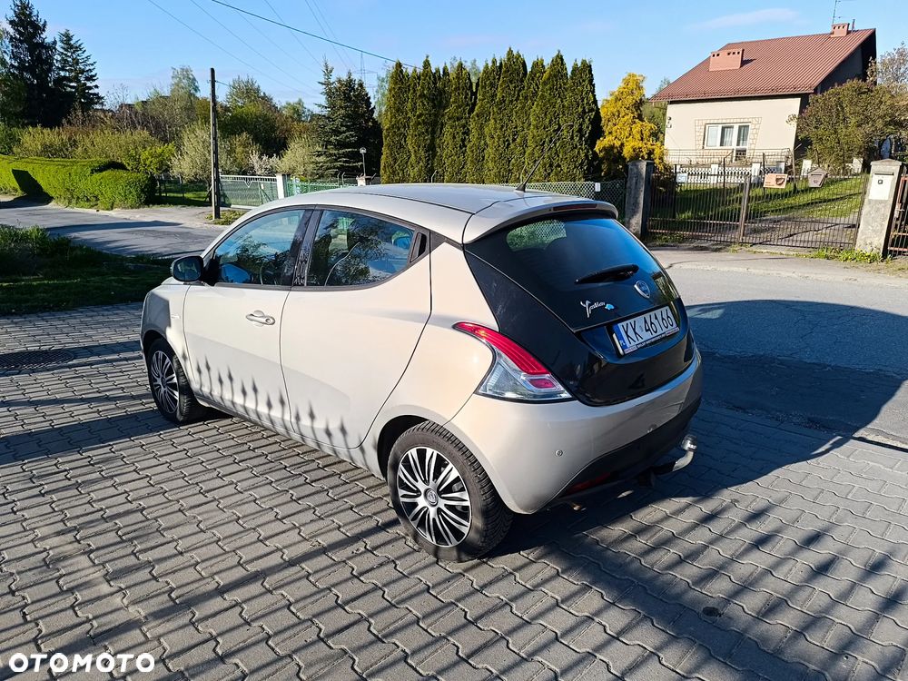 Lancia Ypsilon 1.2 8V Elefantino S&S - 4