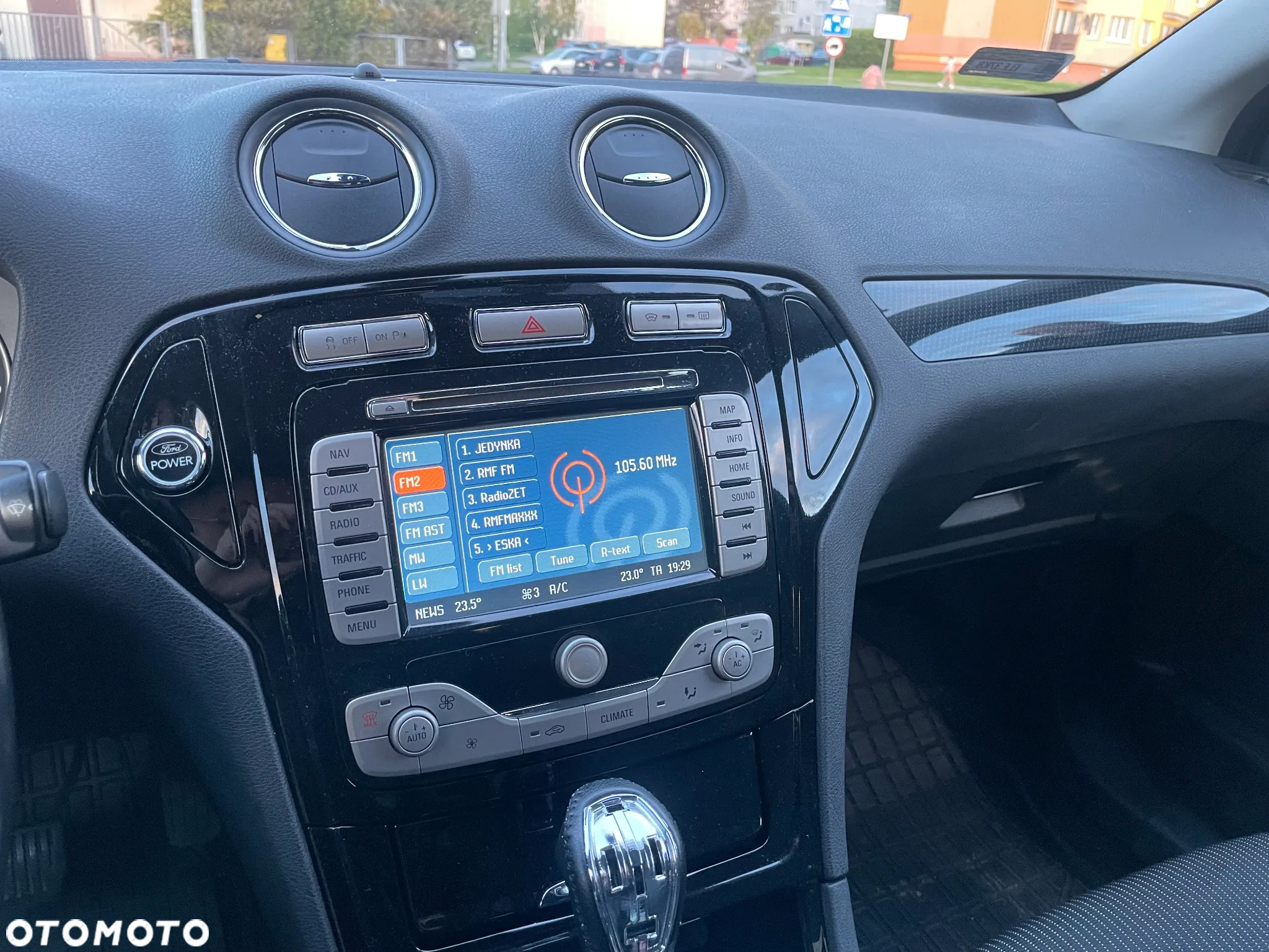 Ford Mondeo 2.0 TDCi Titanium - 15