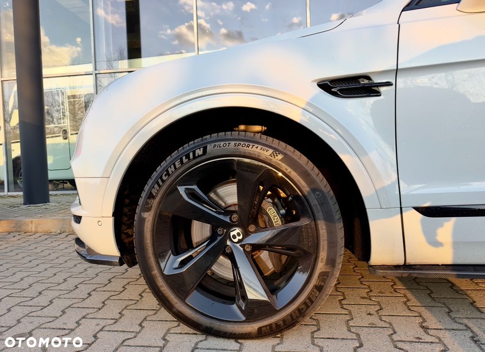 Bentley Bentayga - 9