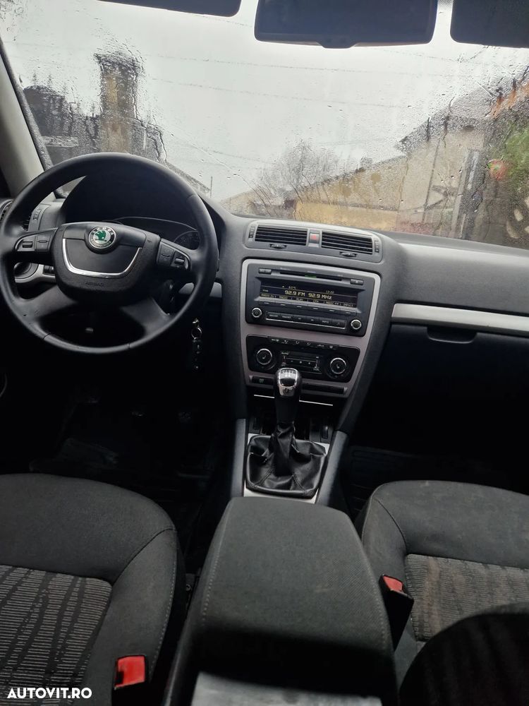 Skoda Octavia Combi 1.6 TDI Elegance - 6