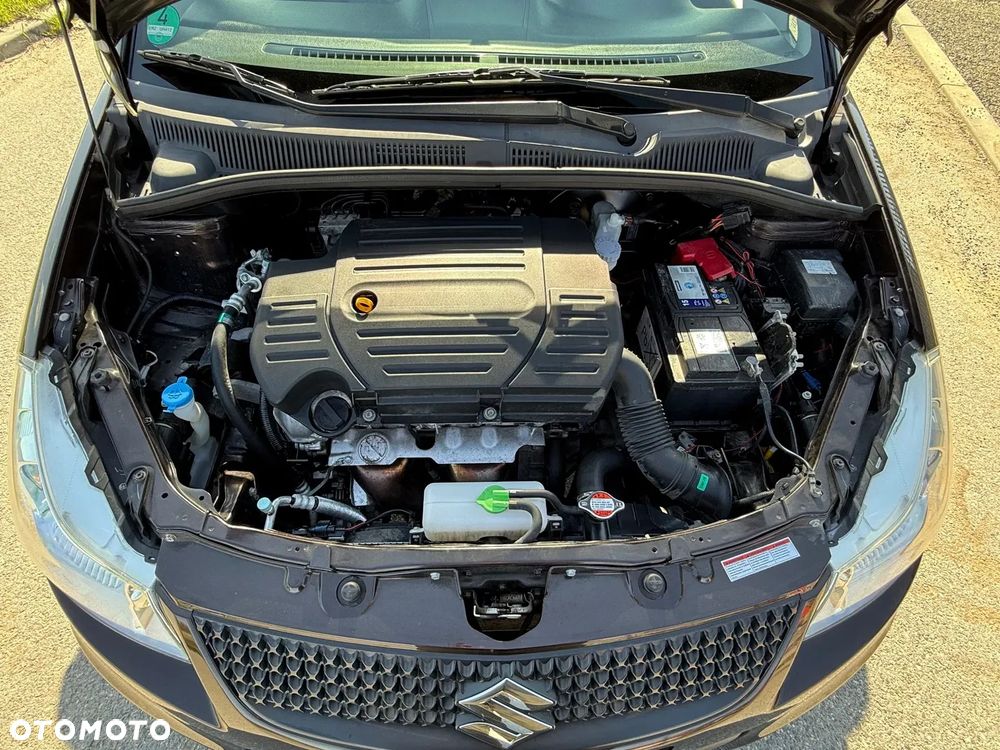 Suzuki SX4 1.6 Premium 4WD - 36